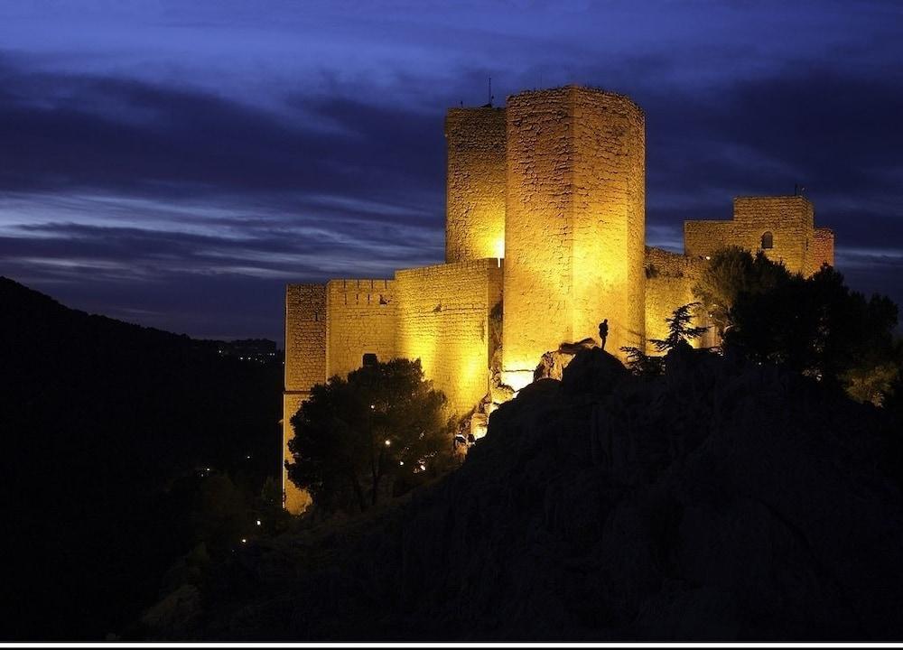 Iberos Jaen Bed and Breakfast Buitenkant foto