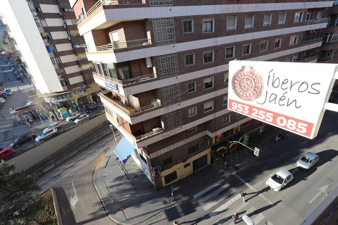 Iberos Jaen Bed and Breakfast Buitenkant foto